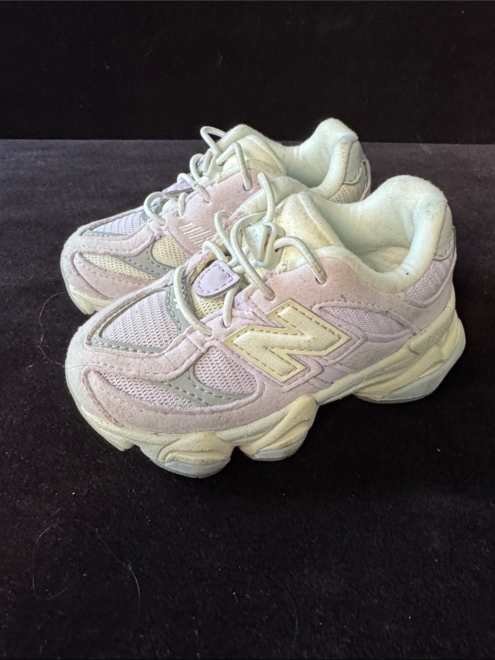 New Balance 9060 Toddler Sneakers Style IV9060VK size 6